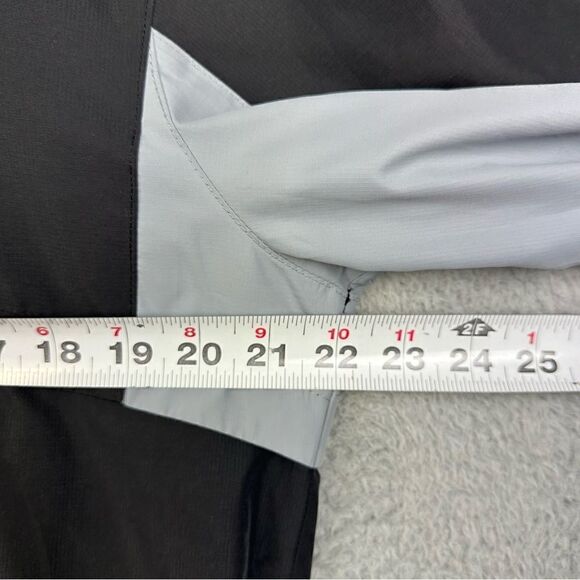 Vanderbilt Under Armour Storm Jacket Mens Medium Black Gray Allseason Gear Loose - Picture 12 of 16